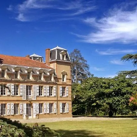 Chateau Sleeps 18 Pool Wifi *